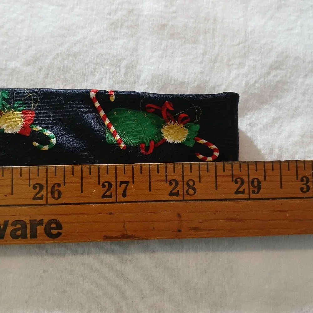 Vintage‎ Robert Talbott Tie Mens One Size Black Silk Christmas Candy Cane 90s